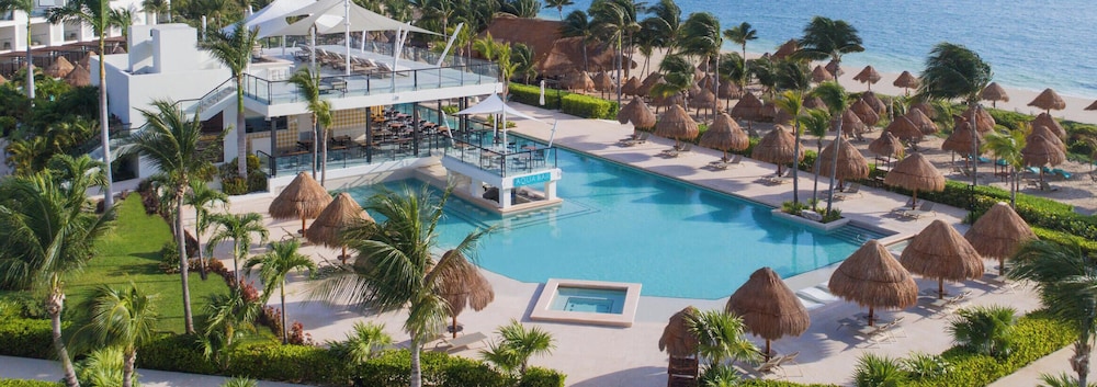 Finest Playa Mujeres by The Excellence Collection - All Inclusive — Swimming pool in Playa Mujeres, Quintana Roo