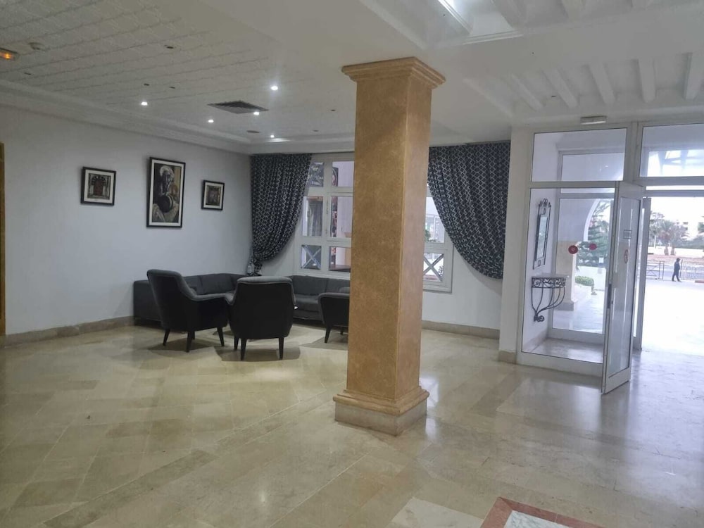 Diar Yassine — Hotel building in Midoun, Medenine