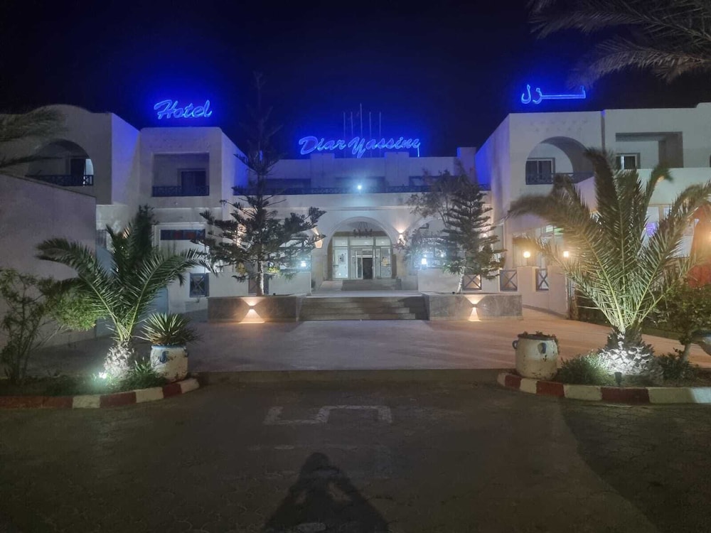 Diar Yassine — Hotel building in Midoun, Medenine