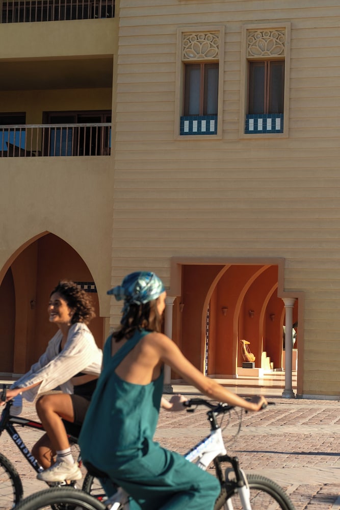 Fanadir Hotel El Gouna — Hotel building in El Gouna, Red Sea