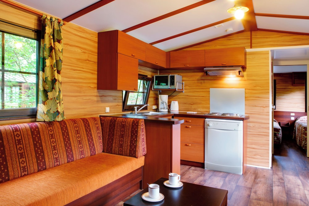 Disney Davy Crockett Ranch — Hotel rooms in Disneyland Paris, Ile-de-France