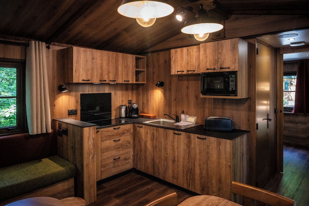 Disney Davy Crockett Ranch — Hotel rooms in Disneyland Paris, Ile-de-France