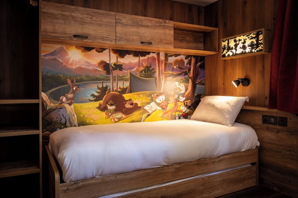 Disney Davy Crockett Ranch — Hotel rooms in Disneyland Paris, Ile-de-France