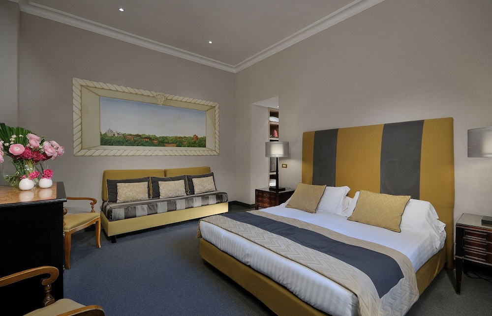Hotel Alpi — Hotel rooms in Rome, Lazio