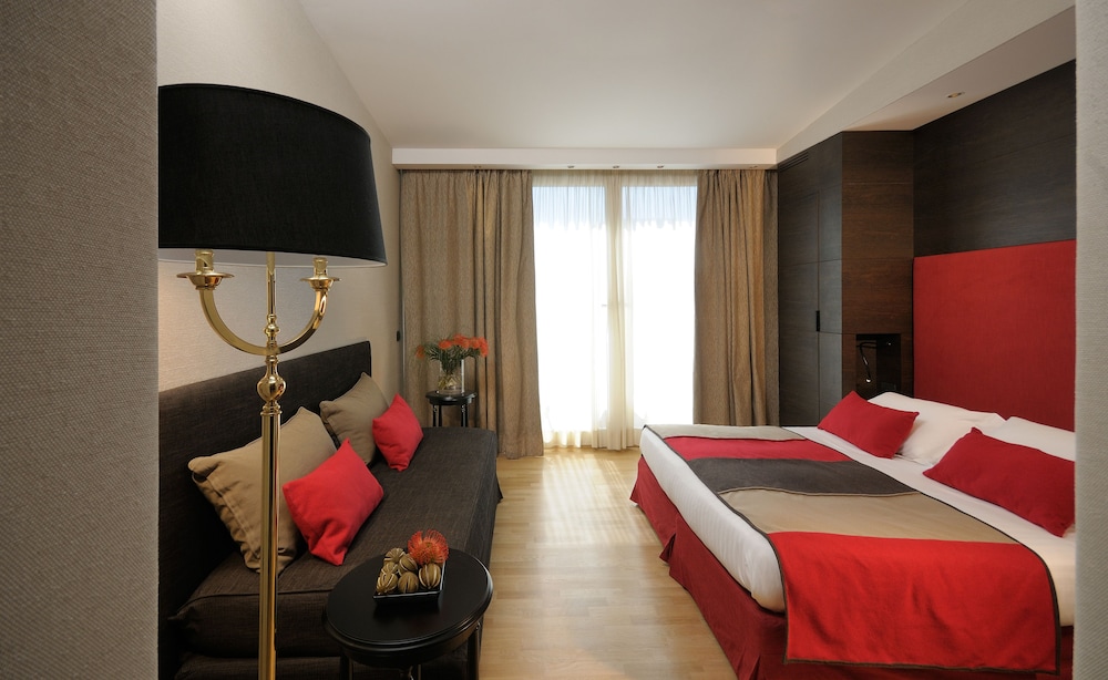 Hotel Alpi — Hotel rooms in Rome, Lazio