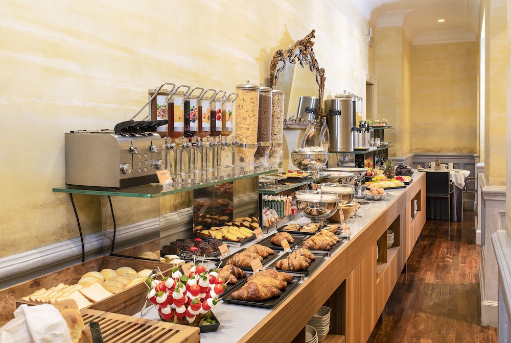 Hotel Alpi — Restaurant & bars in Rome, Lazio