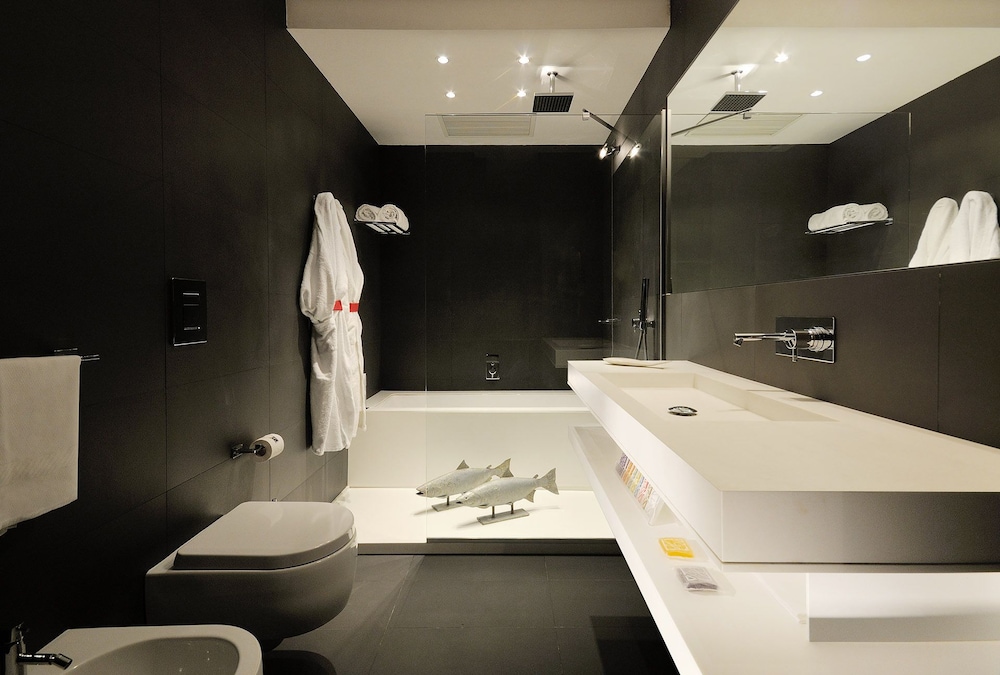 Hotel Alpi — Hotel rooms in Rome, Lazio