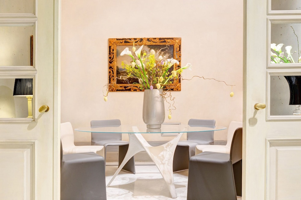 Hotel Alpi — Restaurant & bars in Rome, Lazio