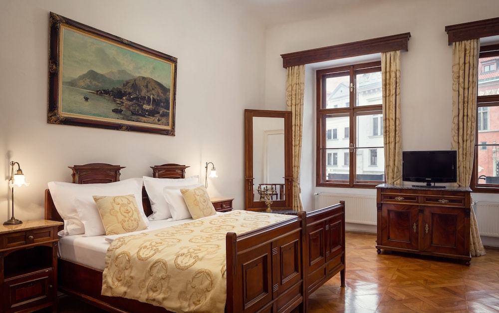 Grand Hotel Praha — Hotel rooms in Prague, Prague