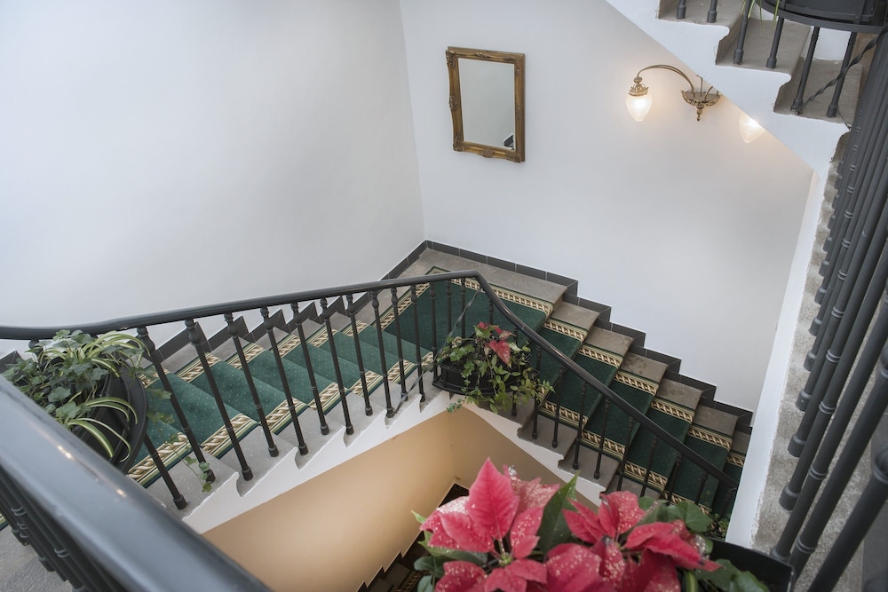 Grand Hotel Praha — Hotel building in Prague, Prague