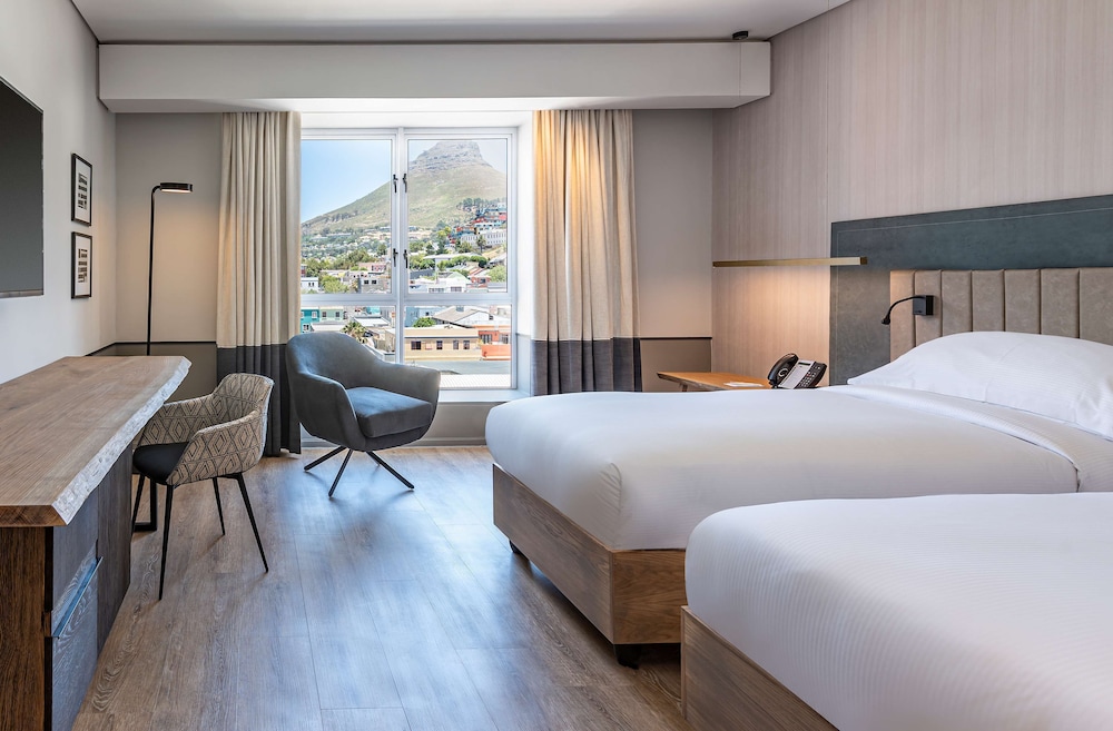 Hyatt Regency Cape Town — Hotel rooms in Cape Town, Western Cape