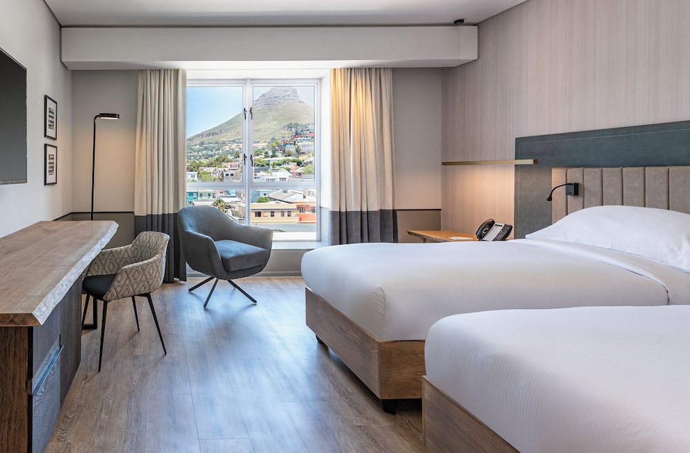 Hyatt Regency Cape Town — Hotel rooms in Cape Town, Western Cape