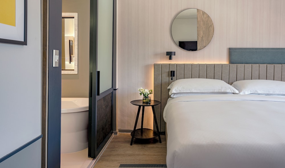 Hyatt Regency Cape Town — Hotel rooms in Cape Town, Western Cape