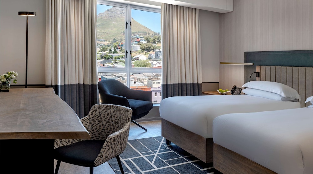 Hyatt Regency Cape Town — Hotel rooms in Cape Town, Western Cape