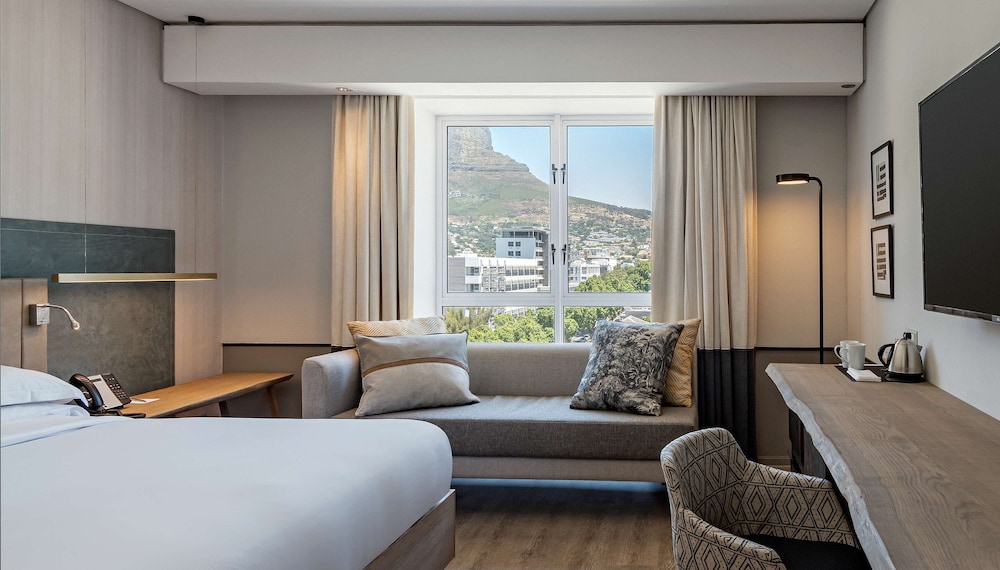 Hyatt Regency Cape Town — Hotel rooms in Cape Town, Western Cape