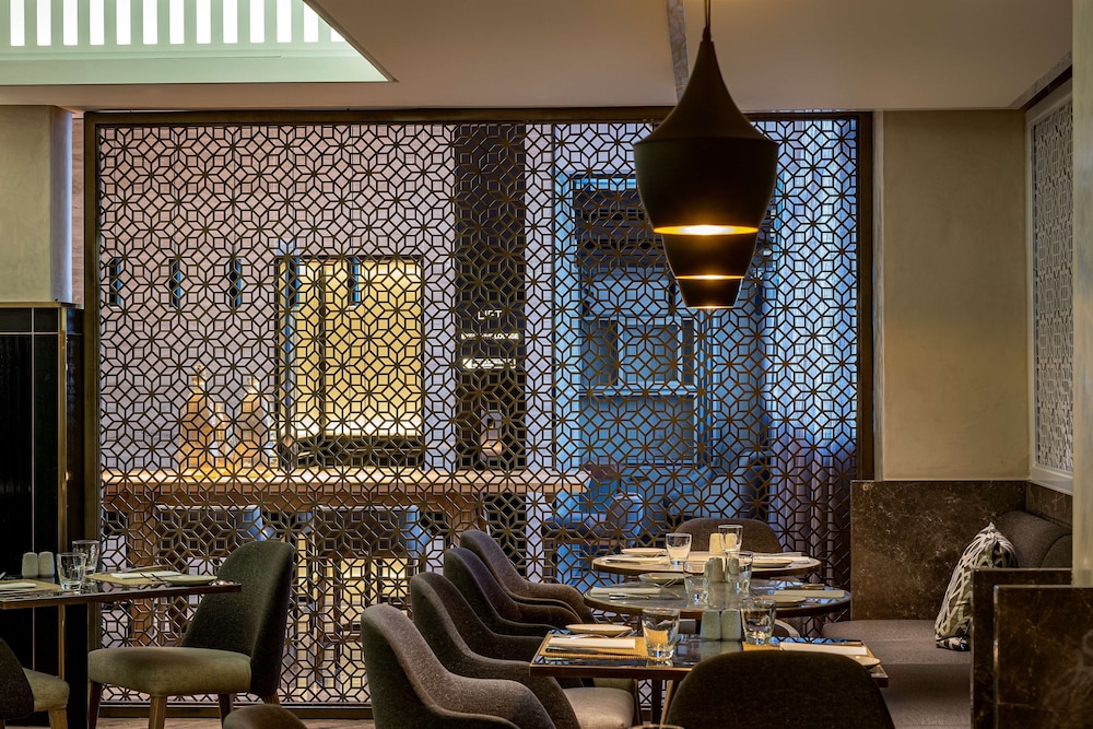 Hyatt Regency Cape Town — Restaurant & bars in Cape Town, Western Cape