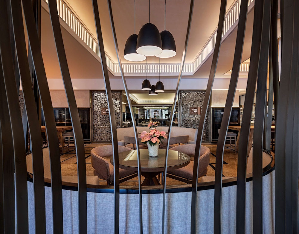 Hyatt Regency Cape Town — Restaurant & bars in Cape Town, Western Cape