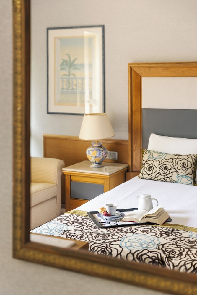 Divani Corfu Palace — Hotel rooms in Corfu Town, Ionian Islands