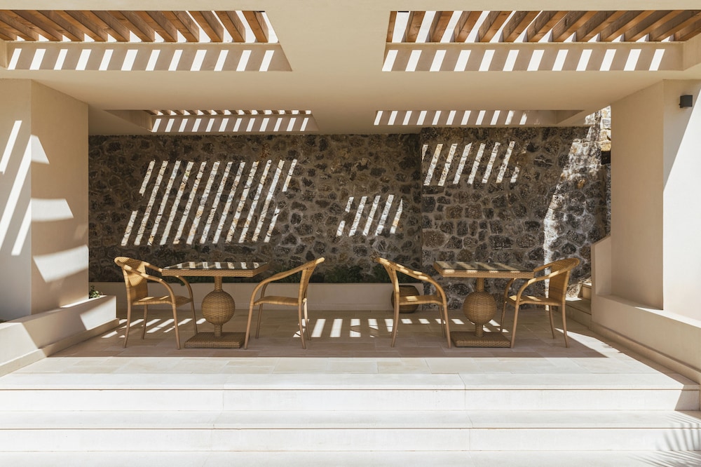 Divani Corfu Palace — Restaurant & bars in Corfu Town, Ionian Islands