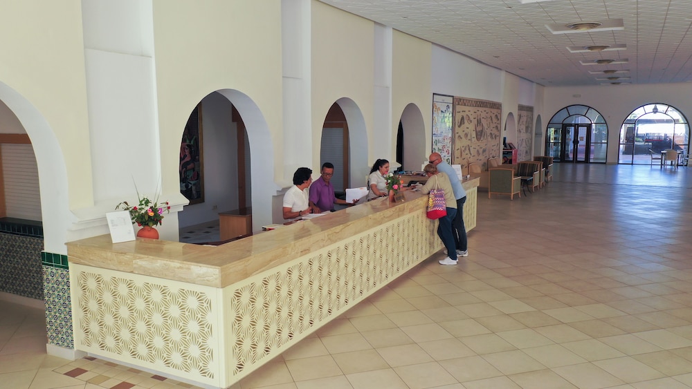 Shems Holiday Village & Aquapark — Hotel building in Skanes inc. Monastir, Monastir