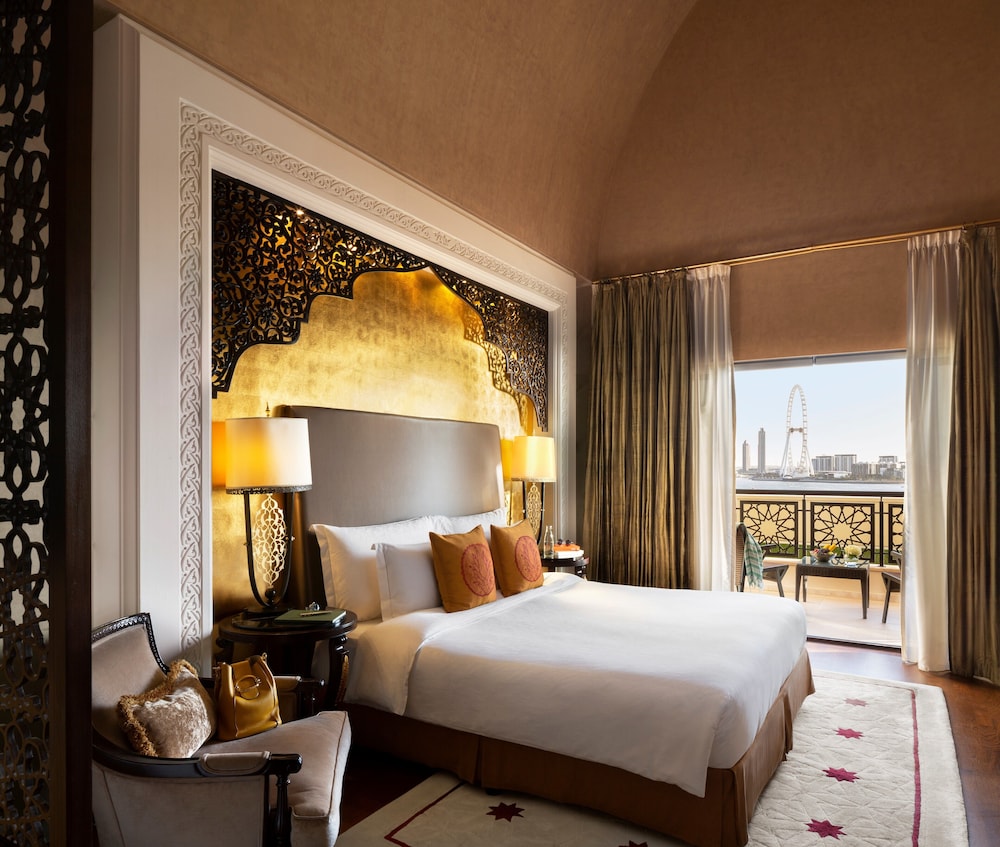Jumeirah Zabeel Saray Dubai — Rooms in Dubai