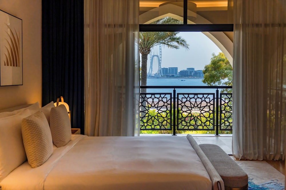 Jumeirah Zabeel Saray Dubai — Rooms in Dubai