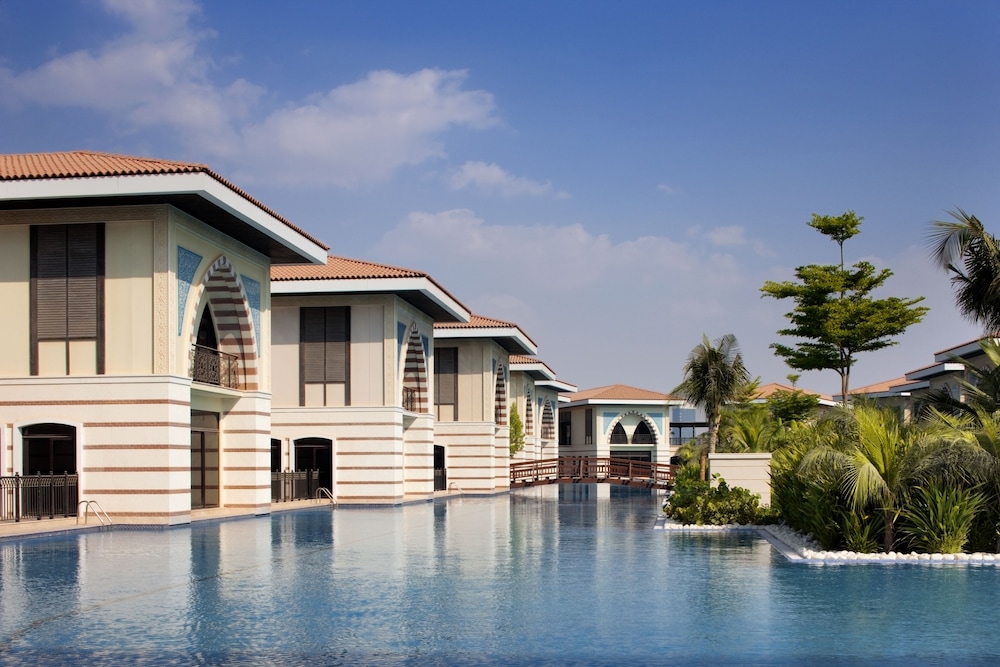 Jumeirah Zabeel Saray Dubai — Outdoor in Dubai