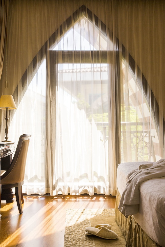 Jumeirah Zabeel Saray Dubai — Rooms in Dubai
