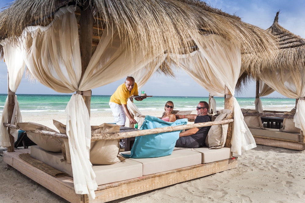 Palm Beach Club Djerba — Beach in Midoun, Medenine