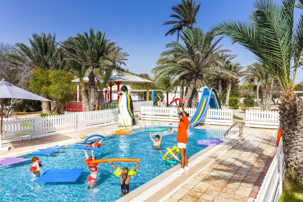 Palm Beach Club Djerba — Swimming pool in Midoun, Medenine