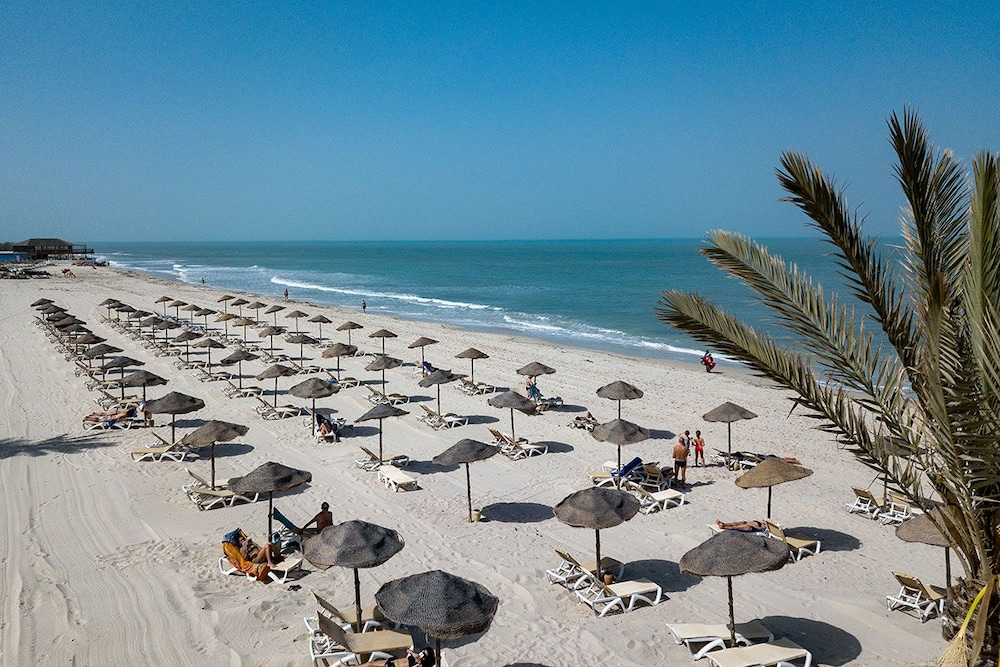 Palm Beach Club Djerba — Beach in Midoun, Medenine
