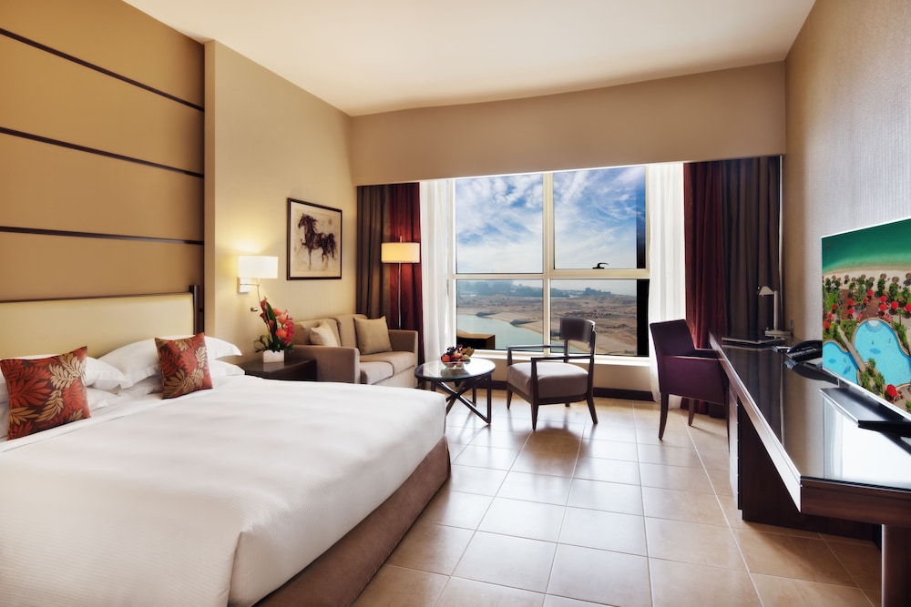 Khalidiya Palace Rayhaan by Rotana — Hotel rooms in Abu Dhabi