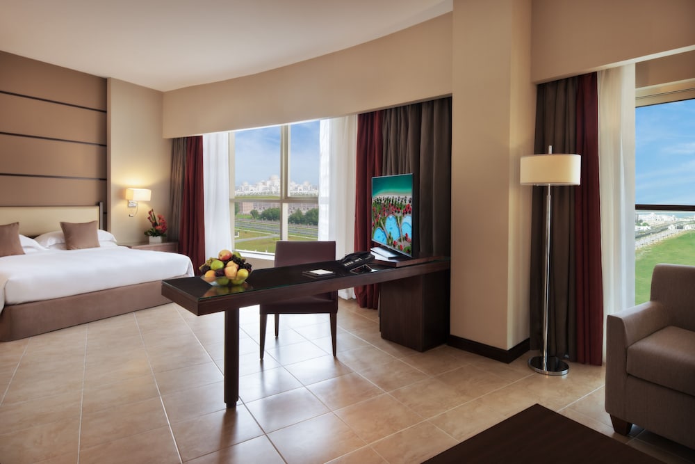 Khalidiya Palace Rayhaan by Rotana — Hotel rooms in Abu Dhabi