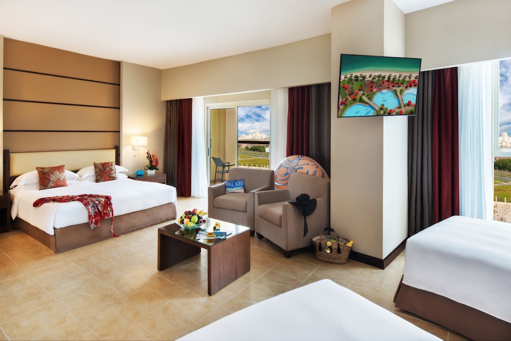 Khalidiya Palace Rayhaan by Rotana — Hotel rooms in Abu Dhabi