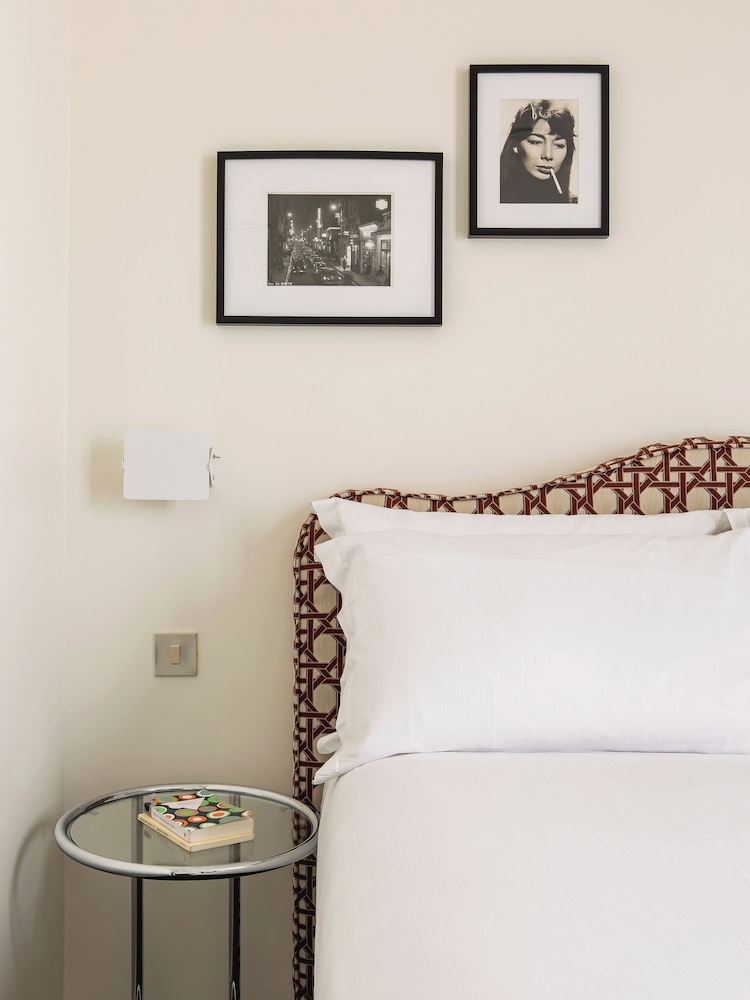 Hôtel Dalila — Hotel rooms in Paris, Ile-de-France