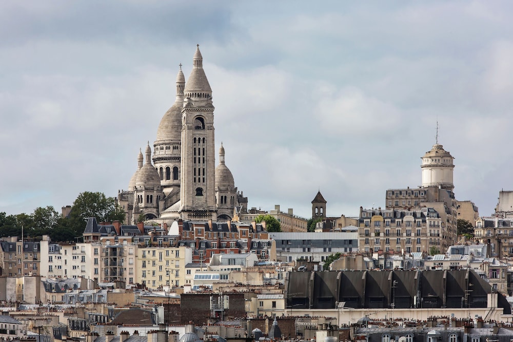 Hôtel Dalila — Attractions in the area in Paris, Ile-de-France