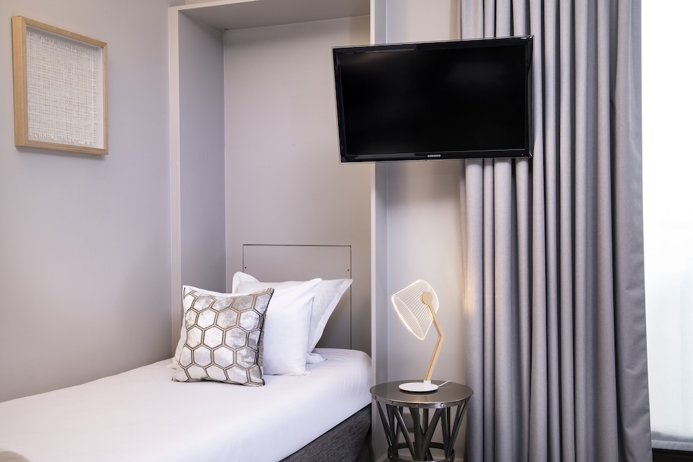 Hotel Paris Bastille — Hotel rooms in Paris, Ile-de-France