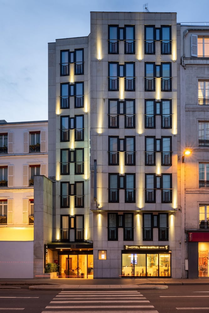 Hotel Paris Bastille — Hotel building in Paris, Ile-de-France