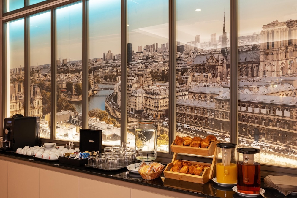 Hotel Paris Bastille — Restaurant & bars in Paris, Ile-de-France