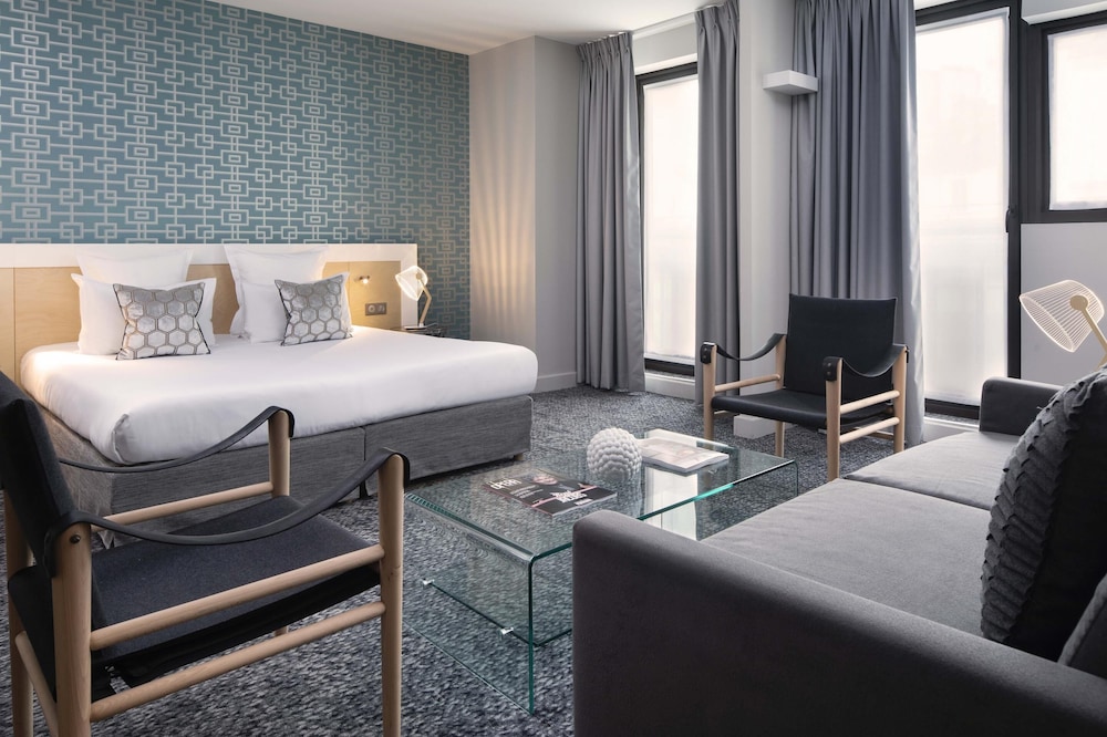Hotel Paris Bastille — Hotel rooms in Paris, Ile-de-France