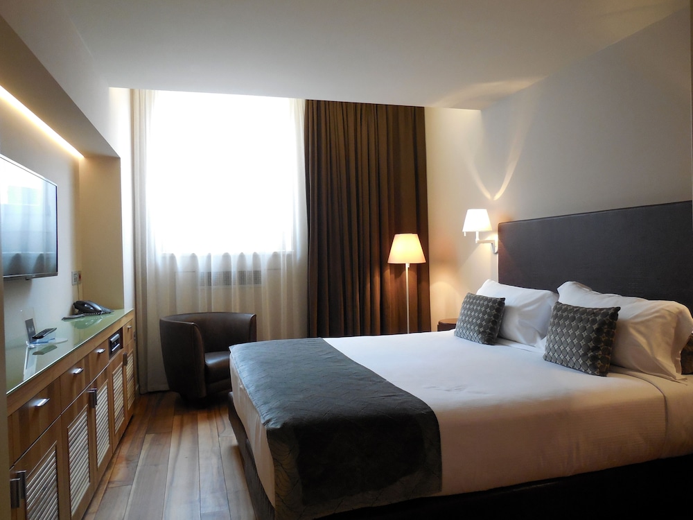 Palazzo Ai Capitani — Hotel rooms in Peschiera del Garda, Veneto
