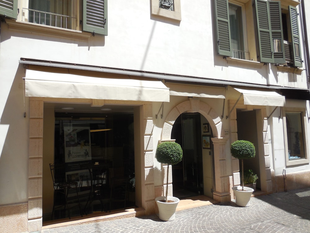Palazzo Ai Capitani - zdjęcie 2