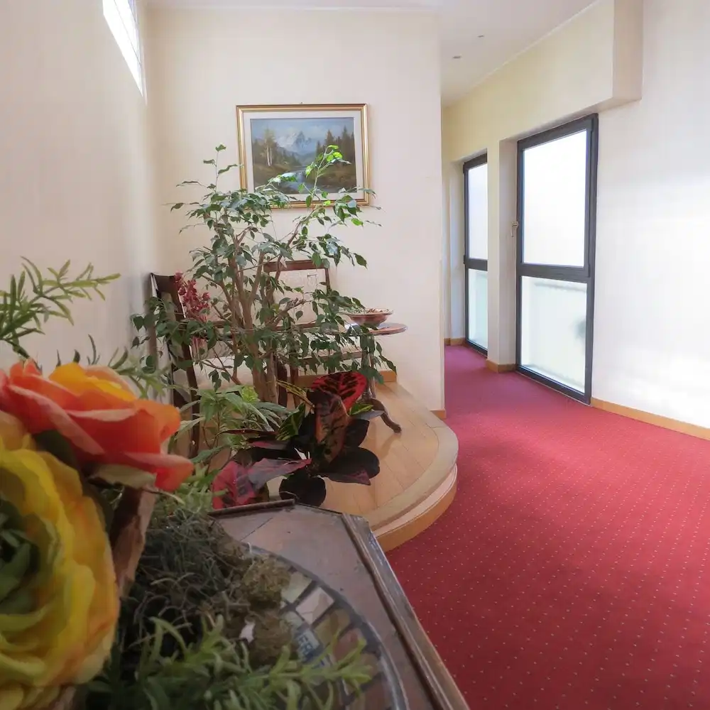 Albergo Ristorante Tre Re — Hotel building in Como, Lombardy