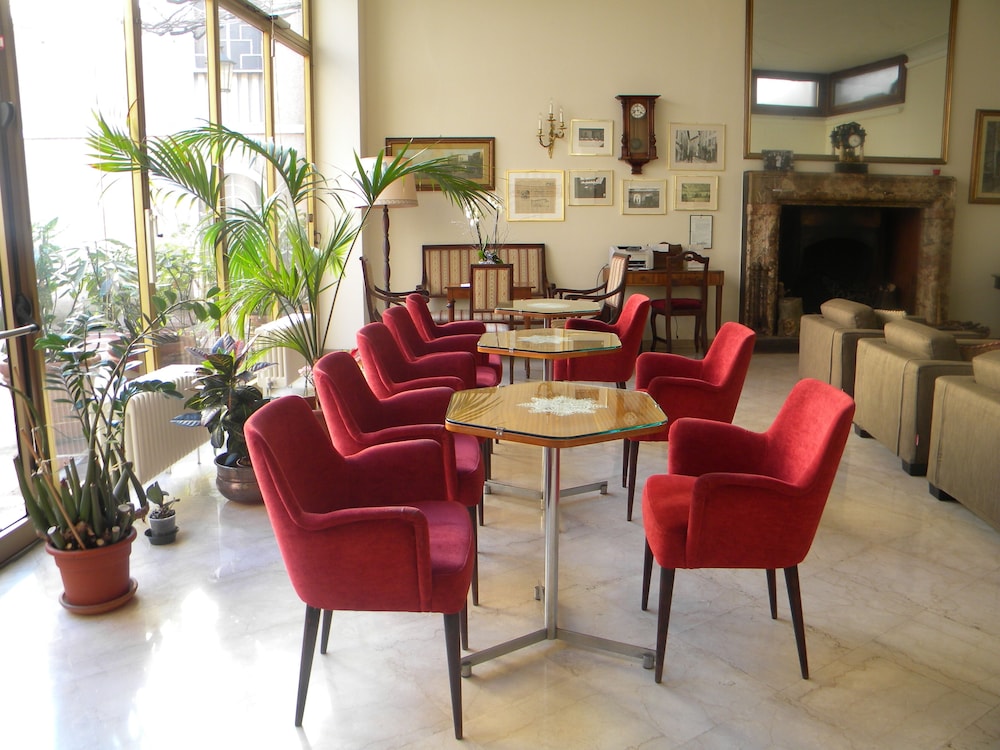 Albergo Ristorante Tre Re — Restaurant & bars in Como, Lombardy