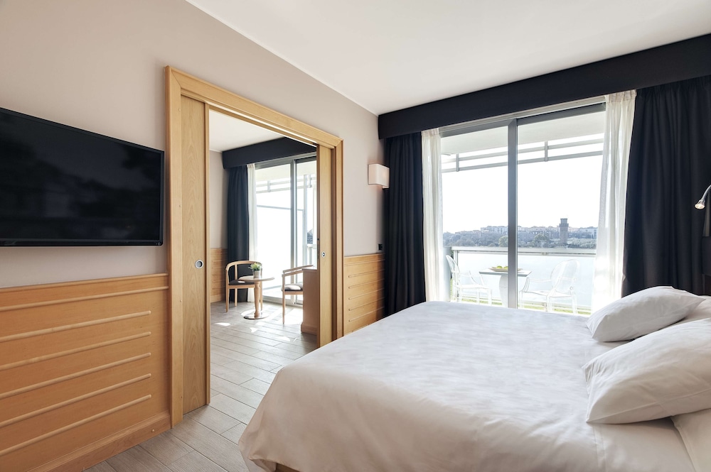 Occidental Aran Park — Hotel rooms in Rome, Lazio