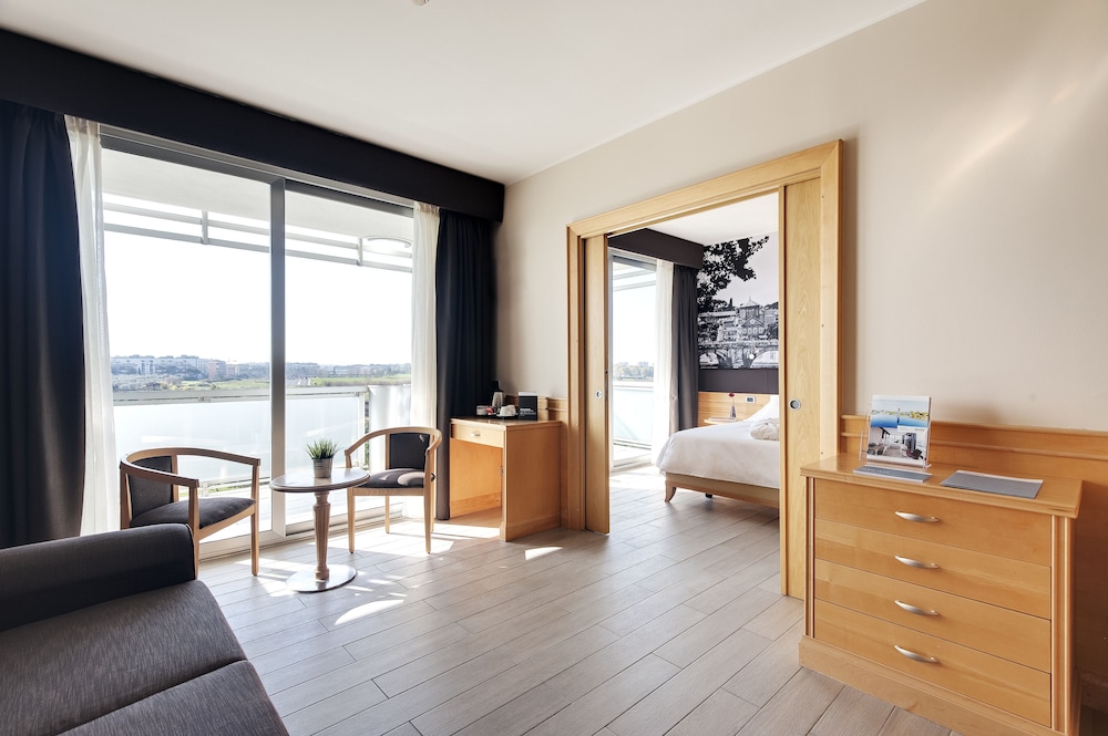 Occidental Aran Park — Hotel rooms in Rome, Lazio