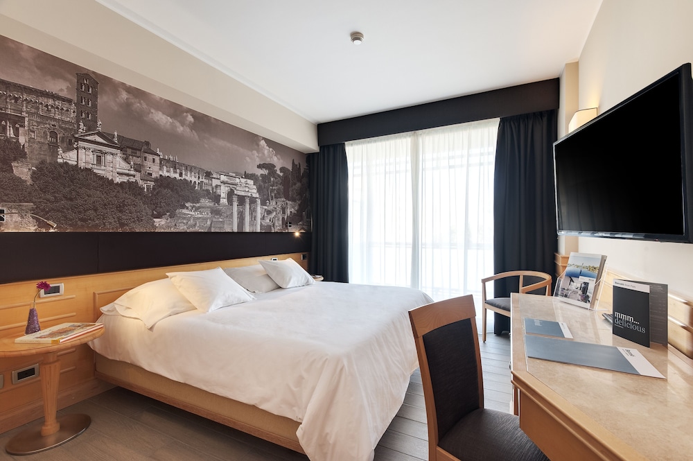 Occidental Aran Park — Hotel rooms in Rome, Lazio