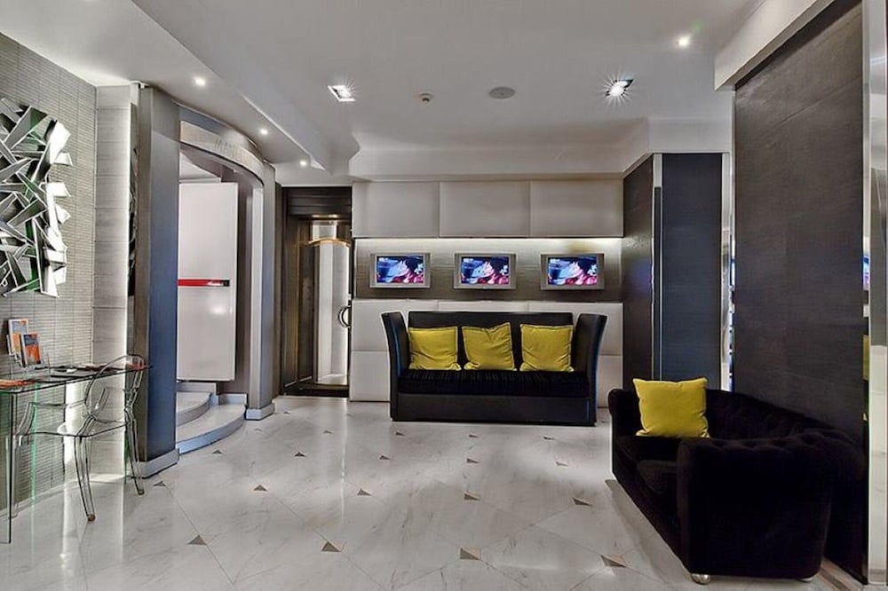 Hotel Ariston — Hotel building in Rome, Lazio