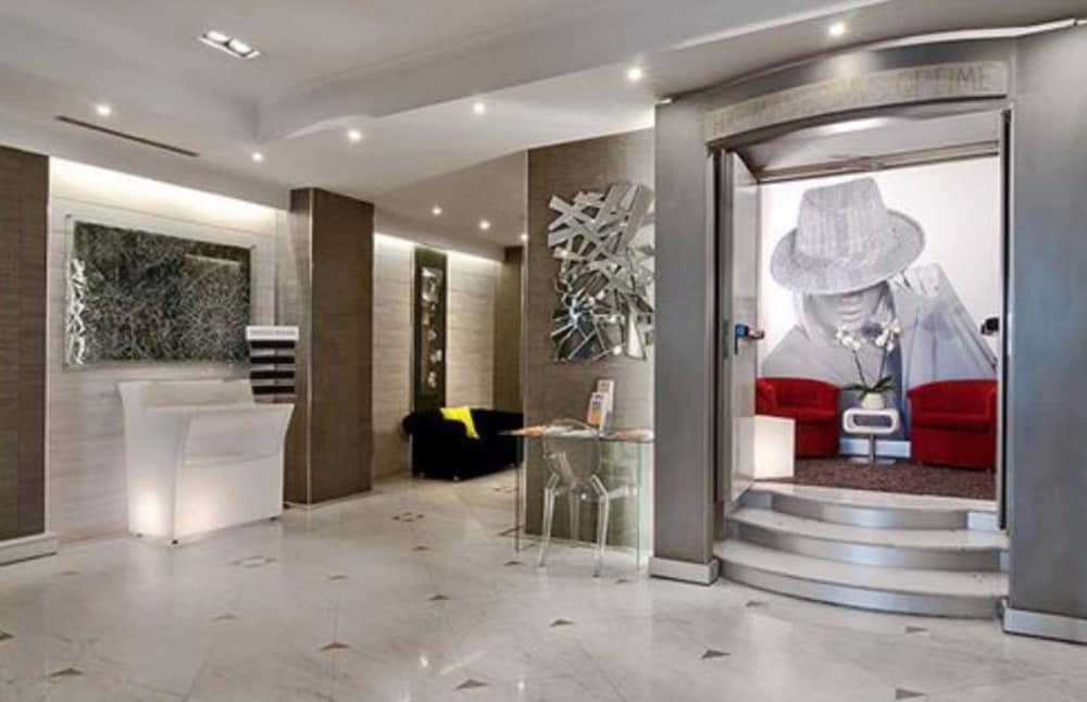 Hotel Ariston — Hotel building in Rome, Lazio