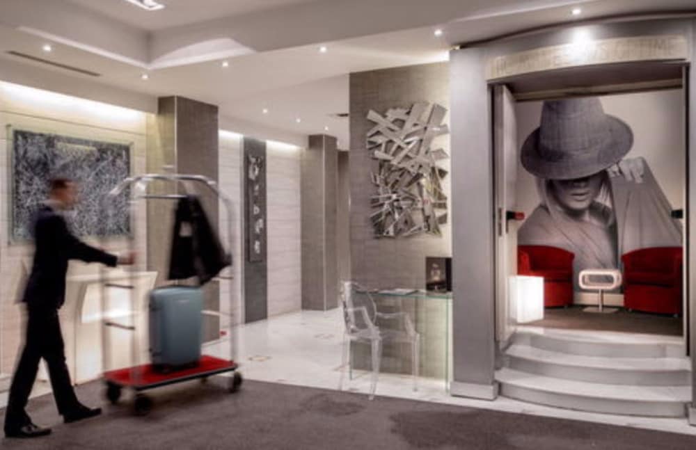 Hotel Ariston — Hotel building in Rome, Lazio